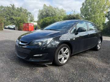 ENKEL VERKOOP AAN HANDELAAR / AIRCO / SENSOREN / BLUETOOTH / CRUISE CONTROL