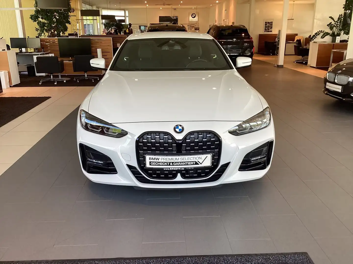BMW 420 420i Coupe M-SPORT LED NAVI VIRTUAL PADDLES DAB Blanc - 2