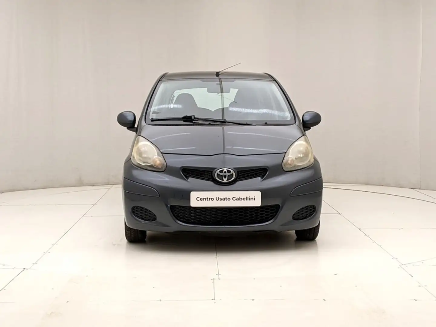 Toyota Aygo 1.0 12V VVT-i 5 porte Sol Schwarz - 2