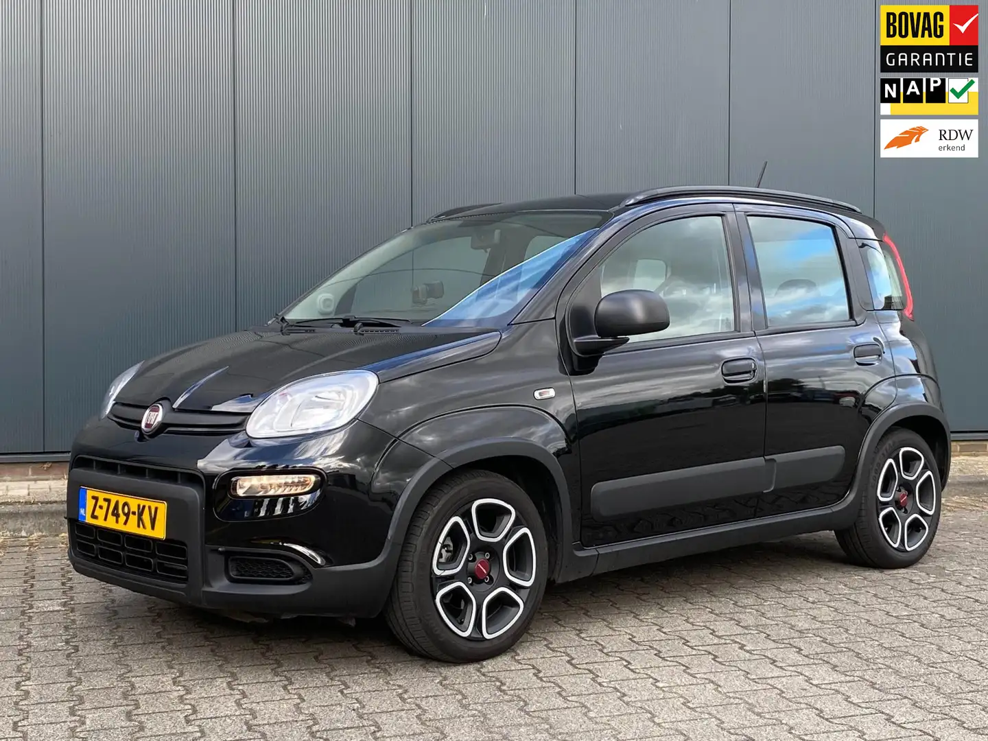Fiat Panda 1.0 Hybrid City Life | 5-persoons | Airco | Telefo Schwarz - 1