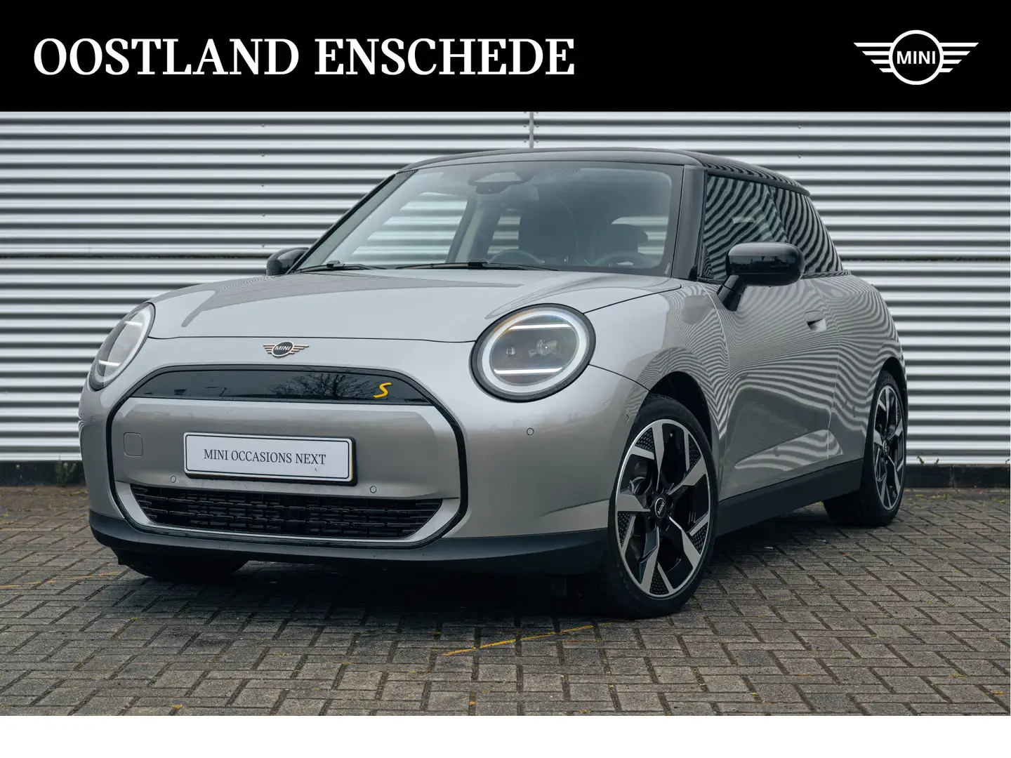 MINI Cooper SE Hatchback Classic / Panoramadak / LED / Head-Up / Silber - 1