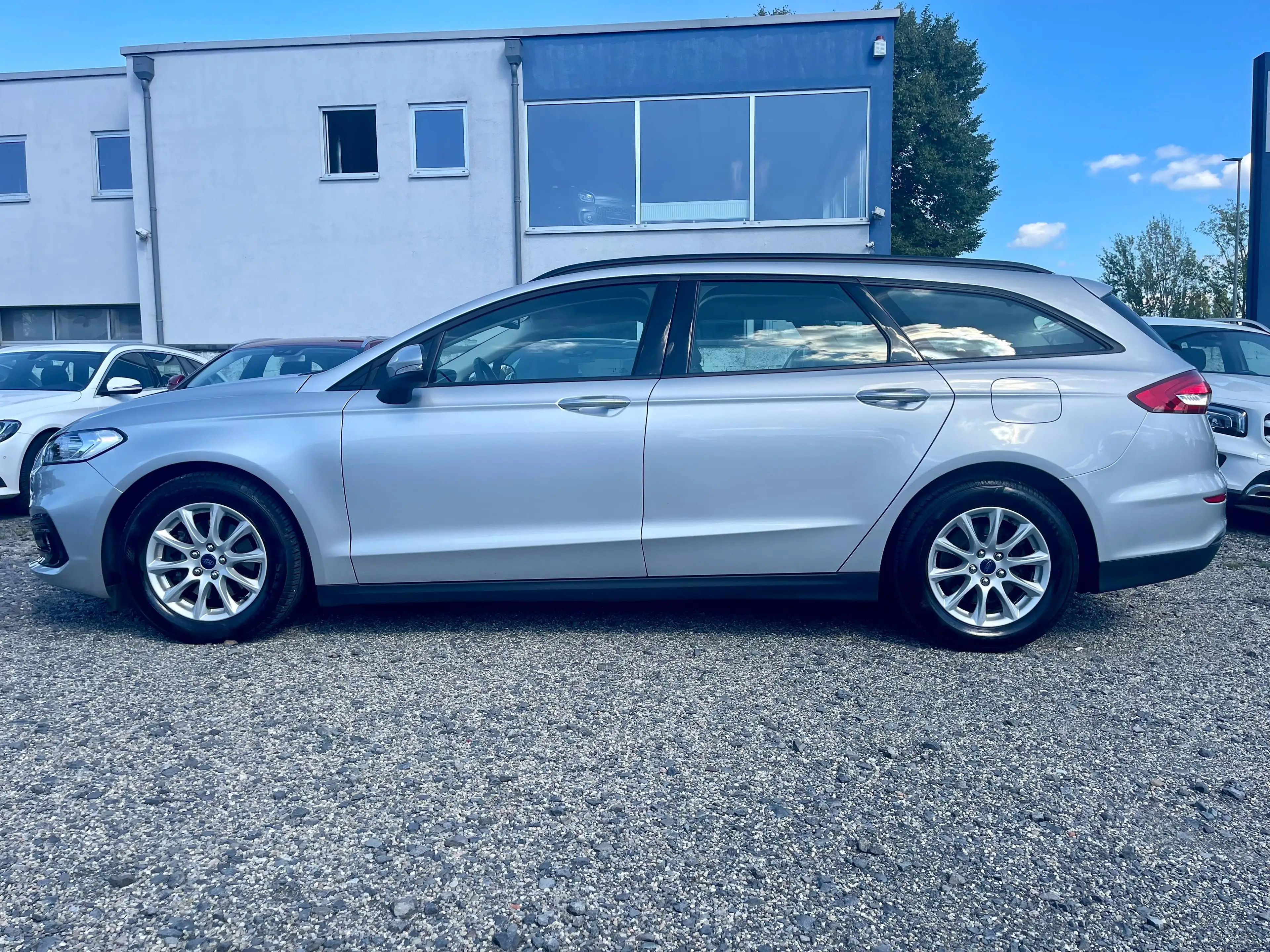 Ford Mondeo Trend*Ambiente*LM-Felgen*Fahrassistenz* — photo 7