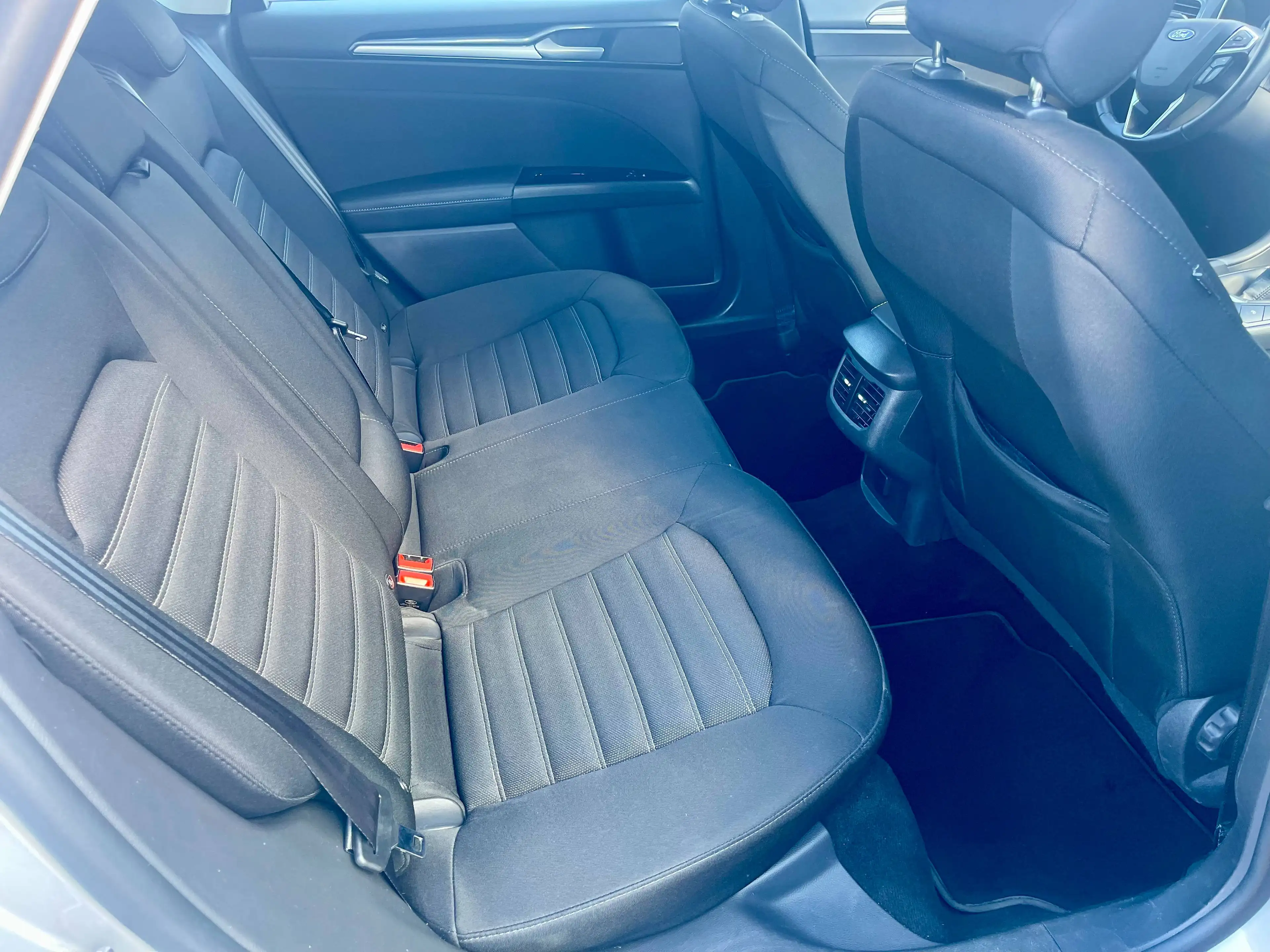 Ford Mondeo Trend*Ambiente*LM-Felgen*Fahrassistenz* — photo 12