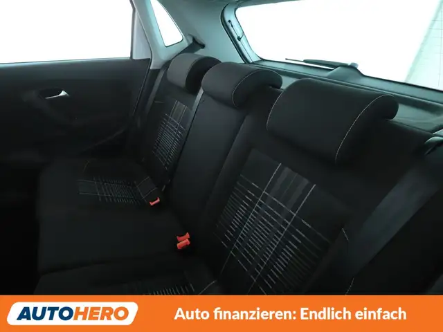 Volkswagen Polo view 14