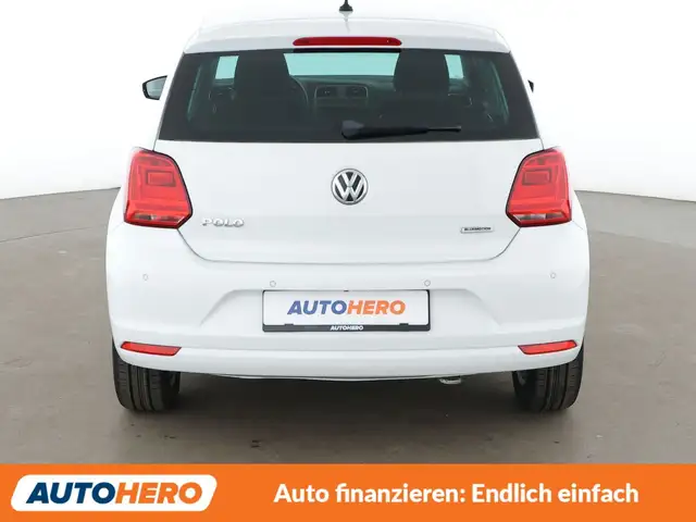 Volkswagen Polo view 5