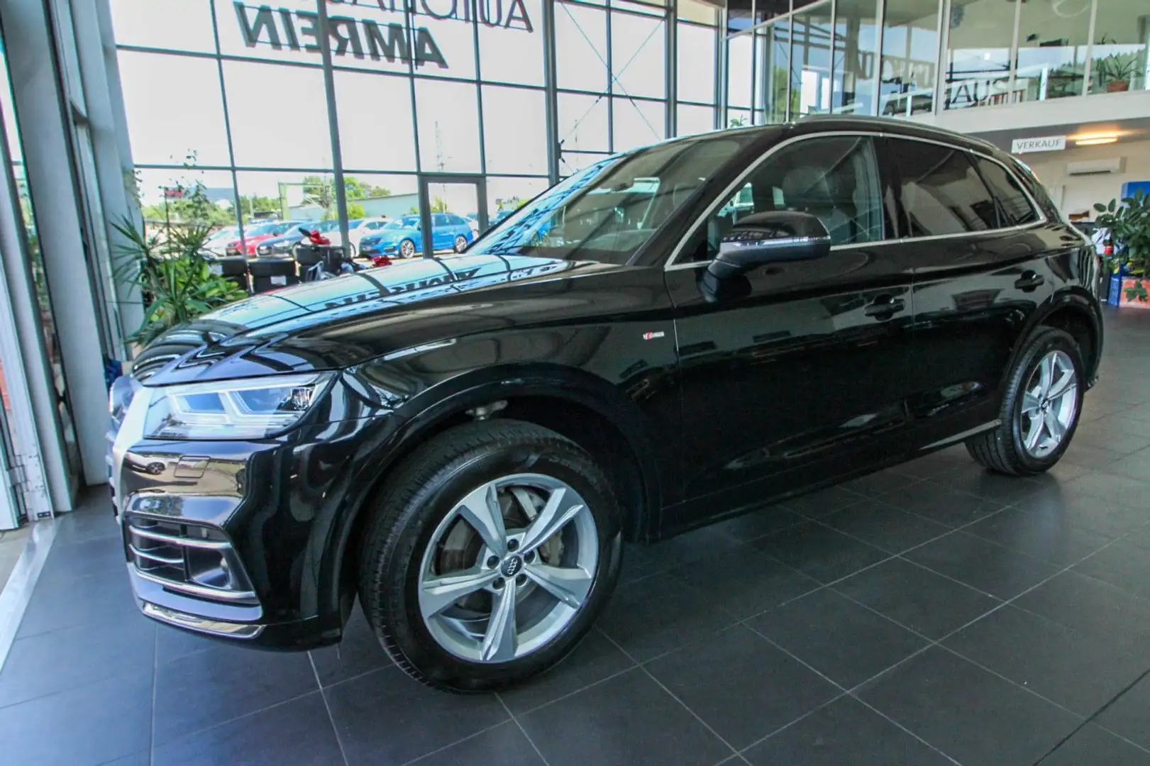 Audi Q5 40 TDI quattro sport S line/ACC/B&O/Virtual/ Schwarz - 1