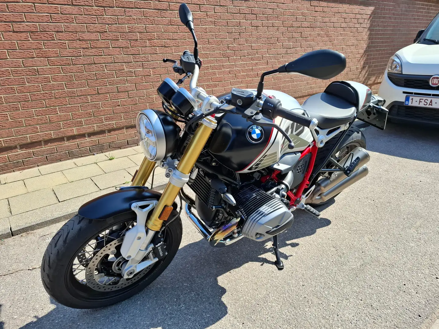 BMW R nineT 2024 option 719 400km!!! Garantie 2029 Zilver - 2