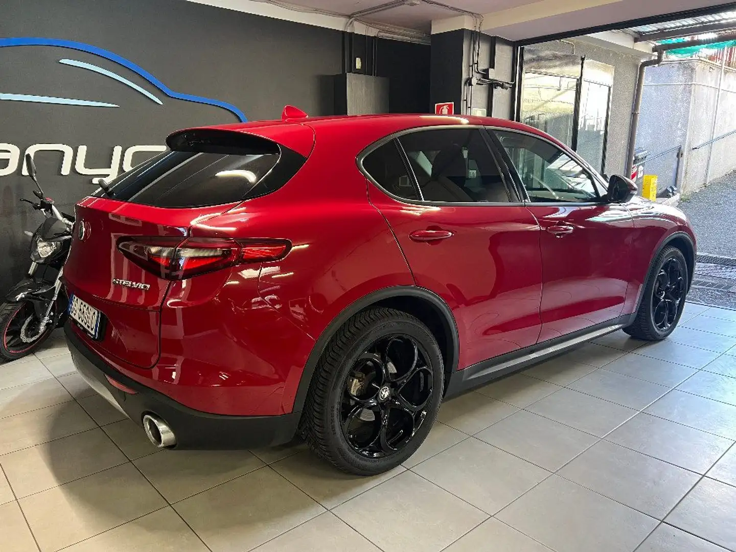Alfa Romeo Stelvio 2.2 Turbodiesel 160 CV AT8 RWD Business Rosso - 2
