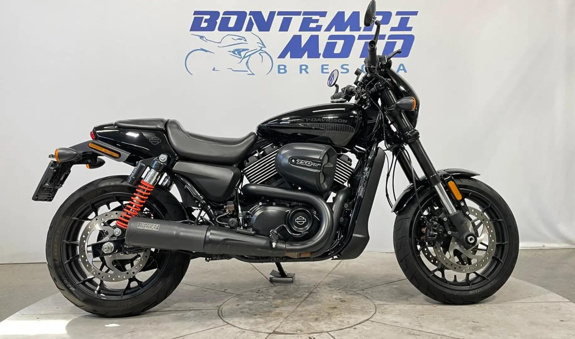Harley-Davidson Street 750 2018 - STREET ROAD  - VANCE & HINES Schwarz - 1