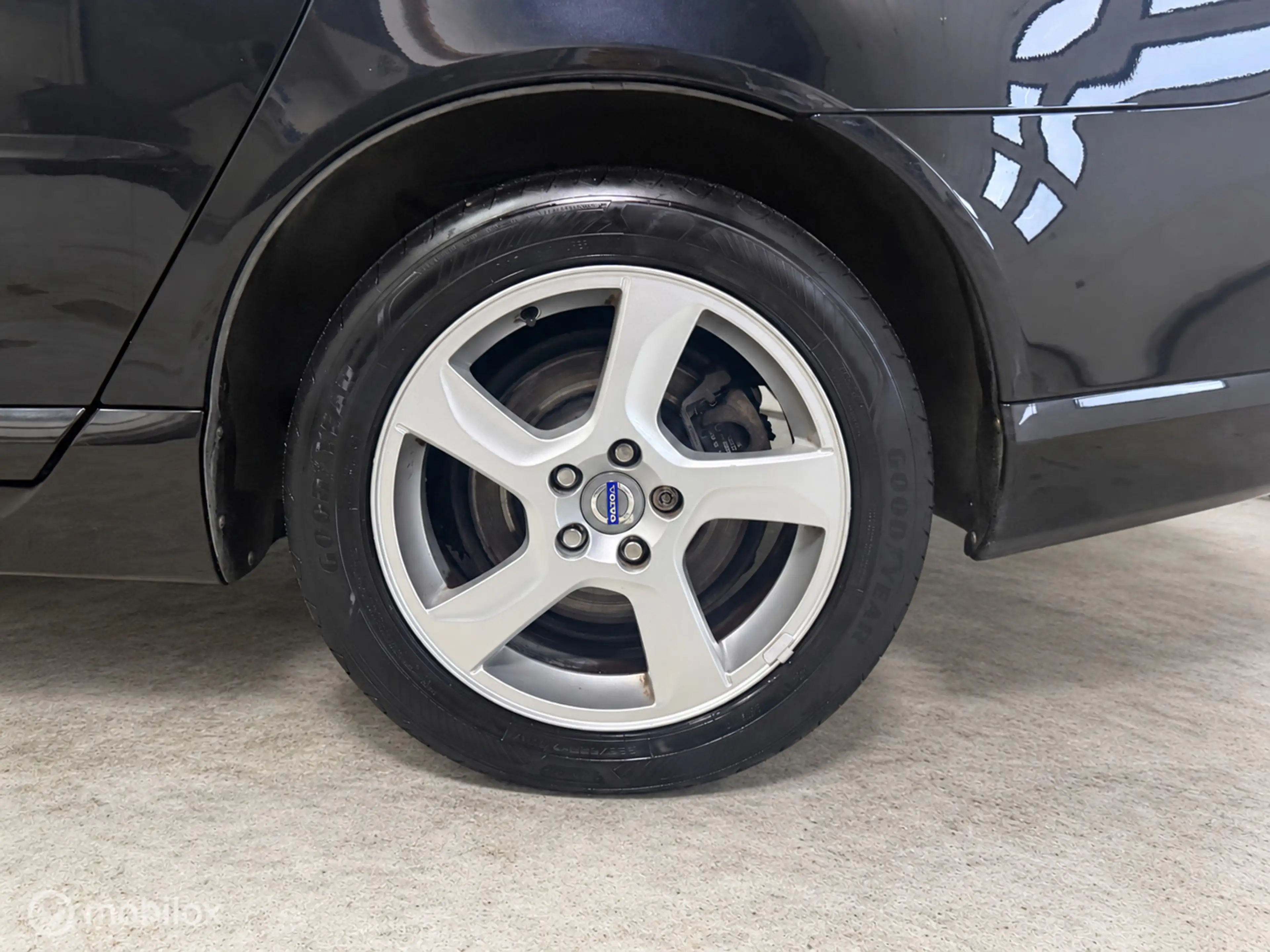Volvo V70 2.5T Summum LEER / AUTOMAAT — photo 9