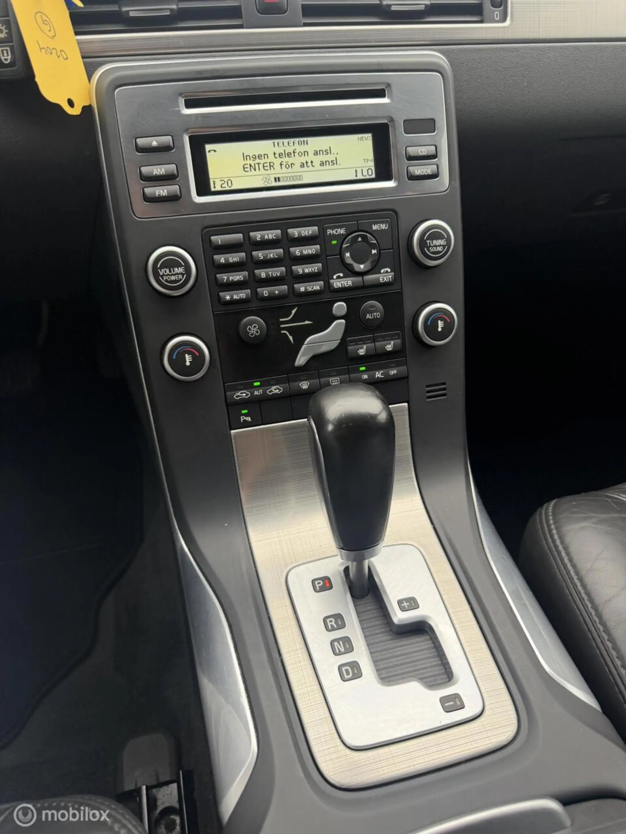 Volvo V70 2.5T Summum LEER / AUTOMAAT — photo 4