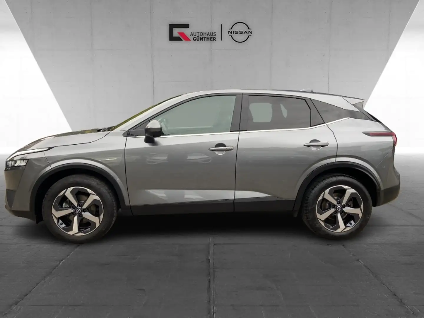 Nissan Qashqai N-Connecta 1.3 DIG-T MHEV Xtronic Winter Business Gris - 2