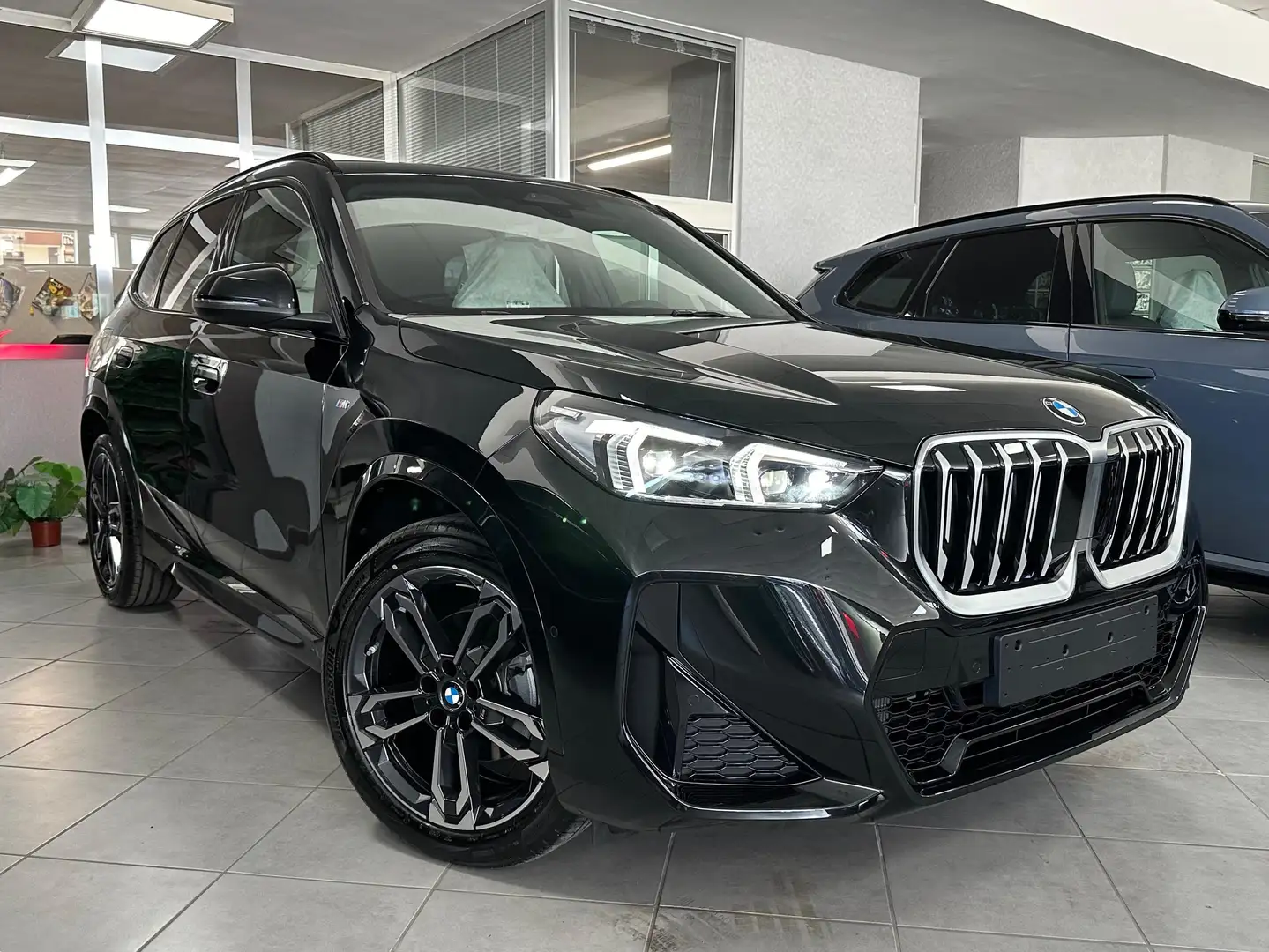 BMW X1 xdrive20d mhev 48V MSport auto KM0 TETTO ITALIANA Noir - 1
