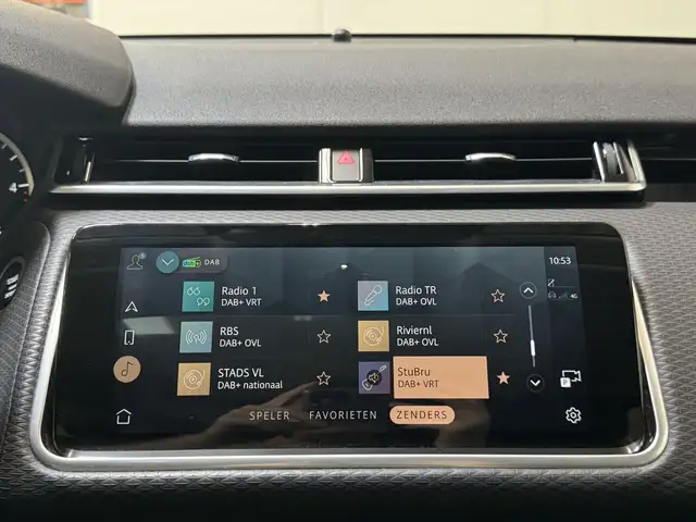 Land Rover Range Rover Velar view 15