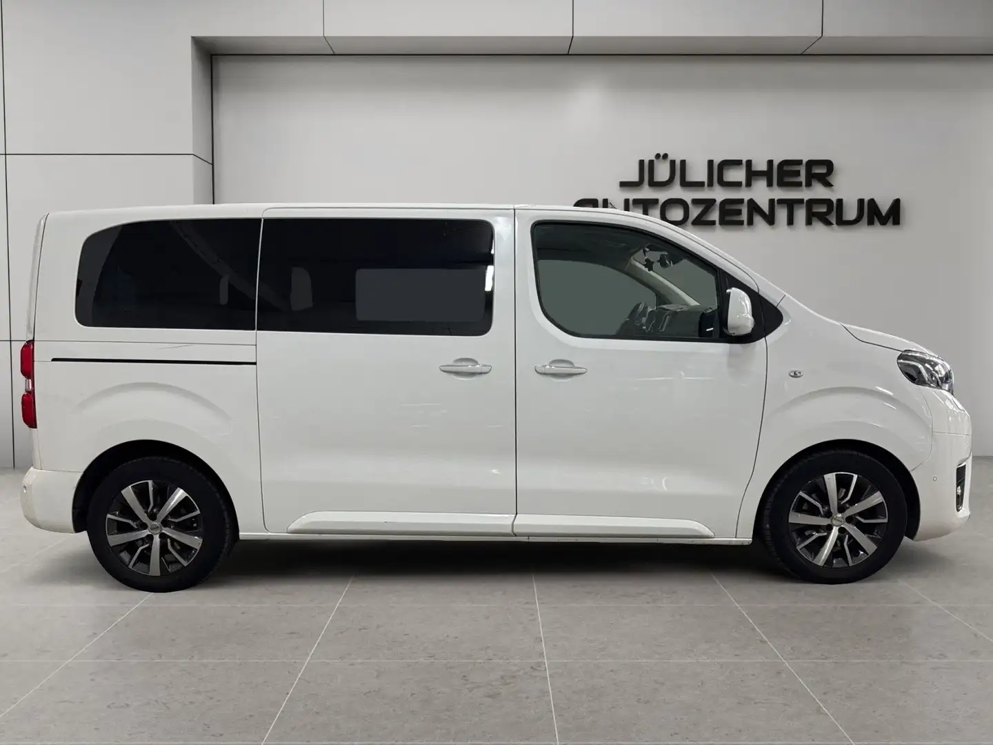 Toyota Proace Verso L1 Family Comfort Automatik, 2.Hand Blanc - 2