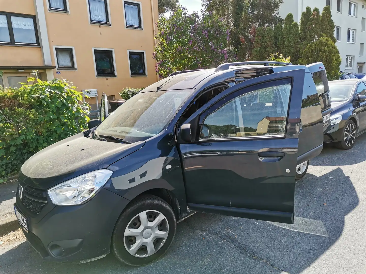 Dacia Dokker SCe 100 LPG Grau - 1