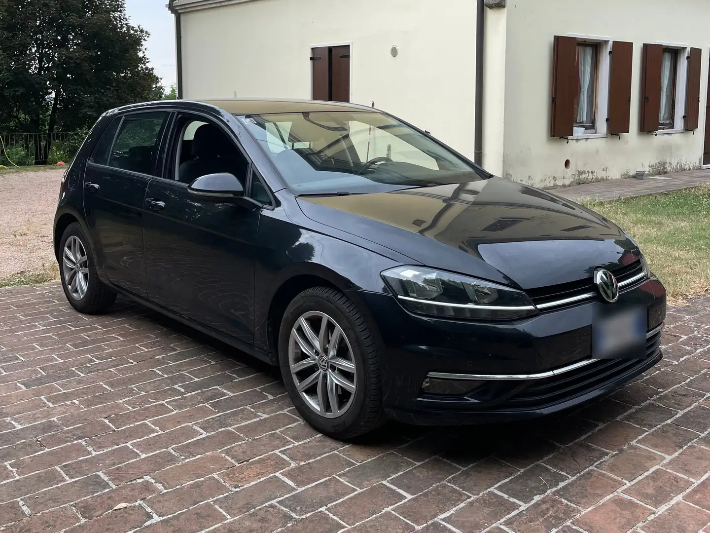 Volkswagen Golf Golf 5p 1.6 tdi Business 115cv dsg Nero - 1