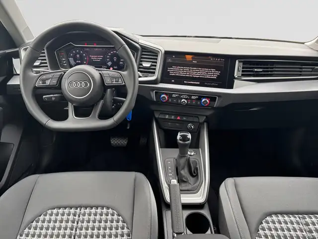 Audi A1 view 9