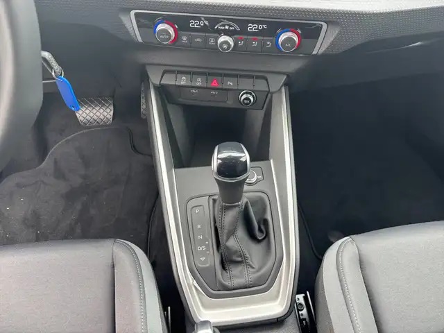 Audi A1 view 12