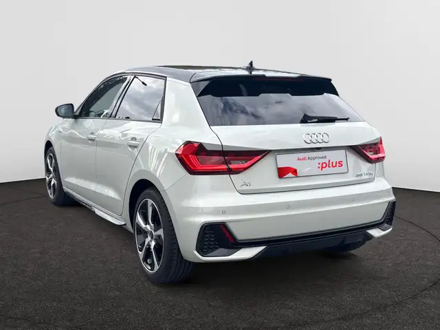 Audi A1 view 2