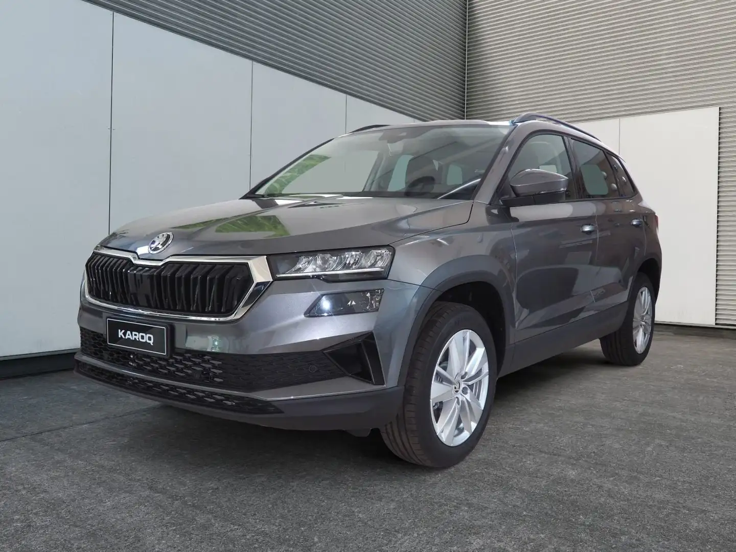 Skoda Karoq Karoq 1.5 TSI ACT Executive NUOVA DA IMMATRICOLARE Gris - 1