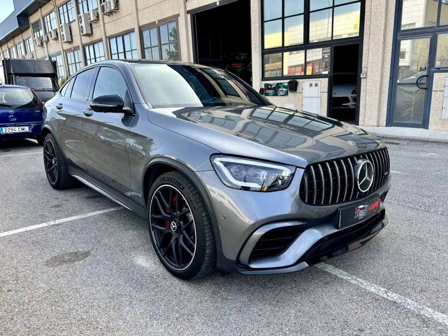 Mercedes-Benz GLC 63 AMG Coupé S 4Matic+ Speedshift MCT 9G Gris - 2