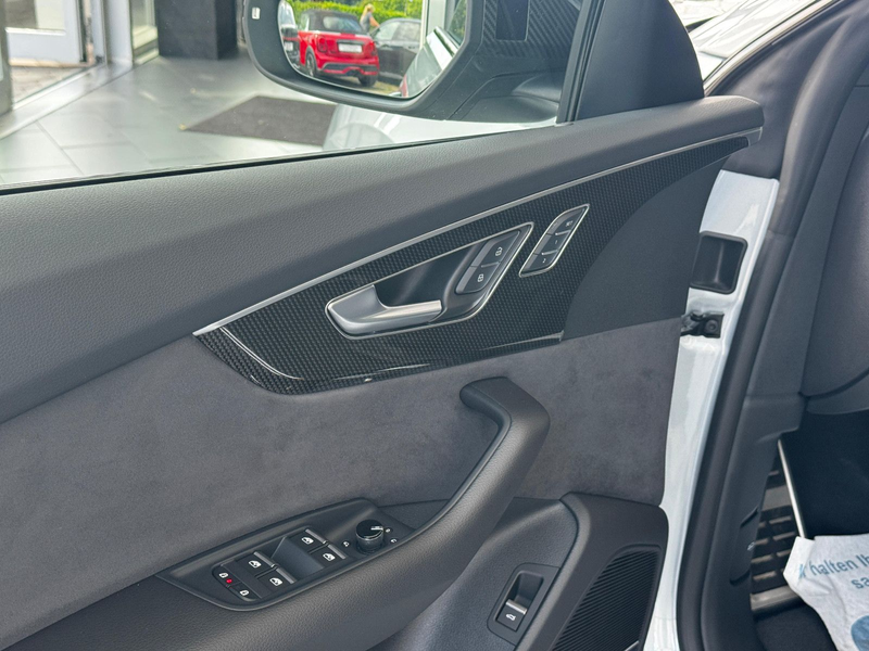 Audi Q8 quat. competition plus 3.0TDI "S-Line/Matrix" — photo 10