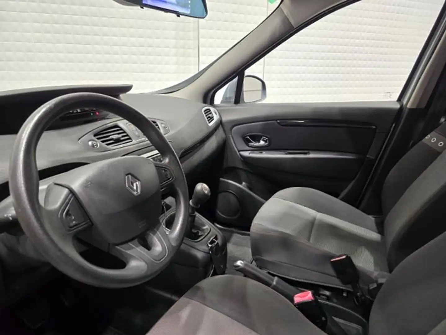 Renault Scenic 1.5DCI Dynamique 105 eco2 Silber - 2