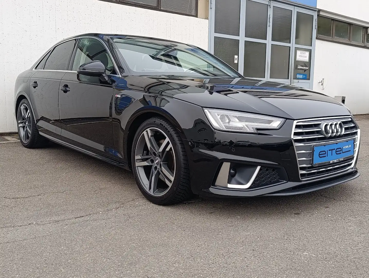 Audi A4 Lim. 35 TDI sport S-Line Navi LED SHZ Zwart - 2