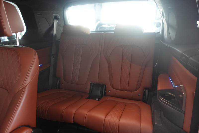 BMW X7 xDrive40d — photo 13