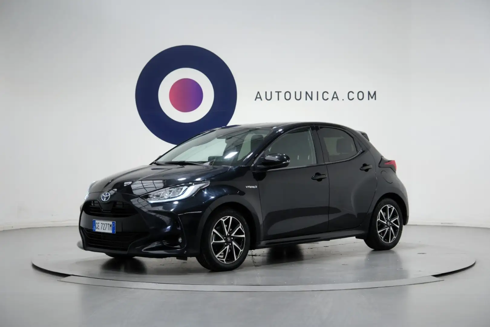 Toyota Yaris 1.5 HYBRID 5 PORTE TREND NEOPATENTATI FARI LED Nero - 1