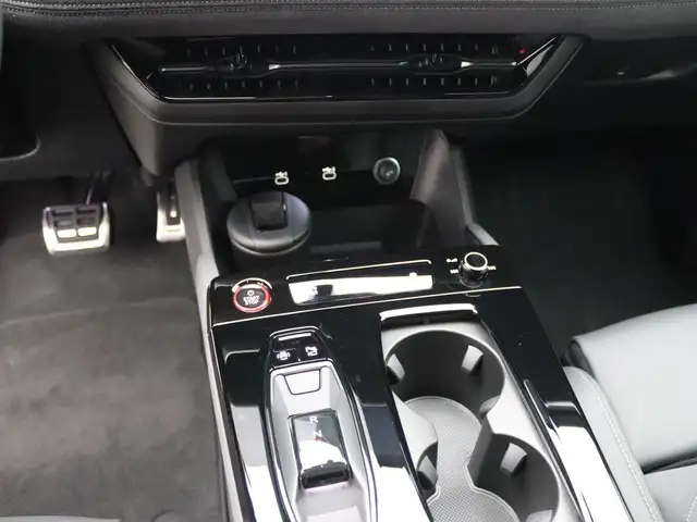 Audi A6 E-Tron view 10