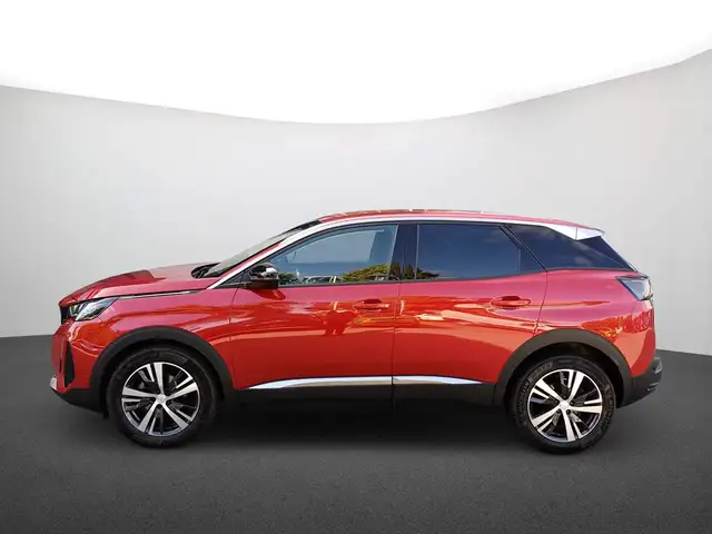 Peugeot 3008 view 5