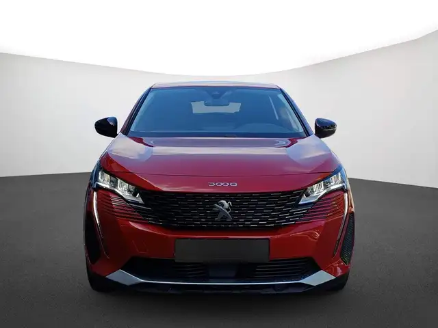 Peugeot 3008 view 3