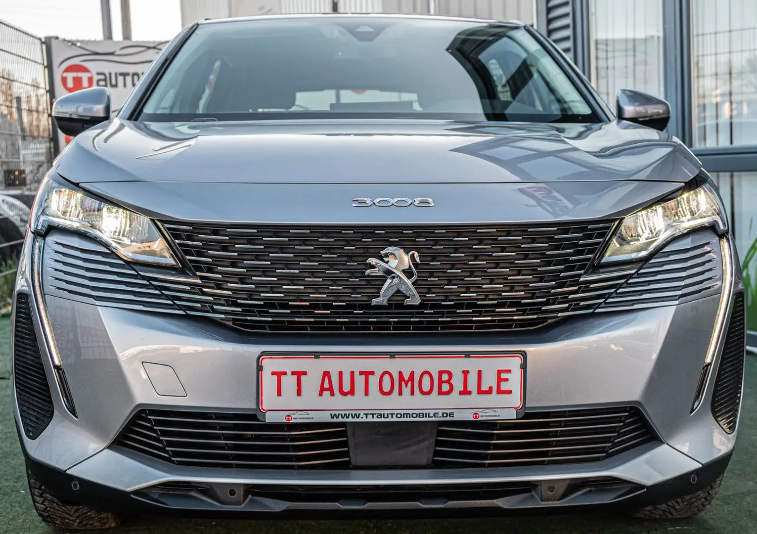 Peugeot 3008 Active Pack |NAVI|LED|360° Grau - 2