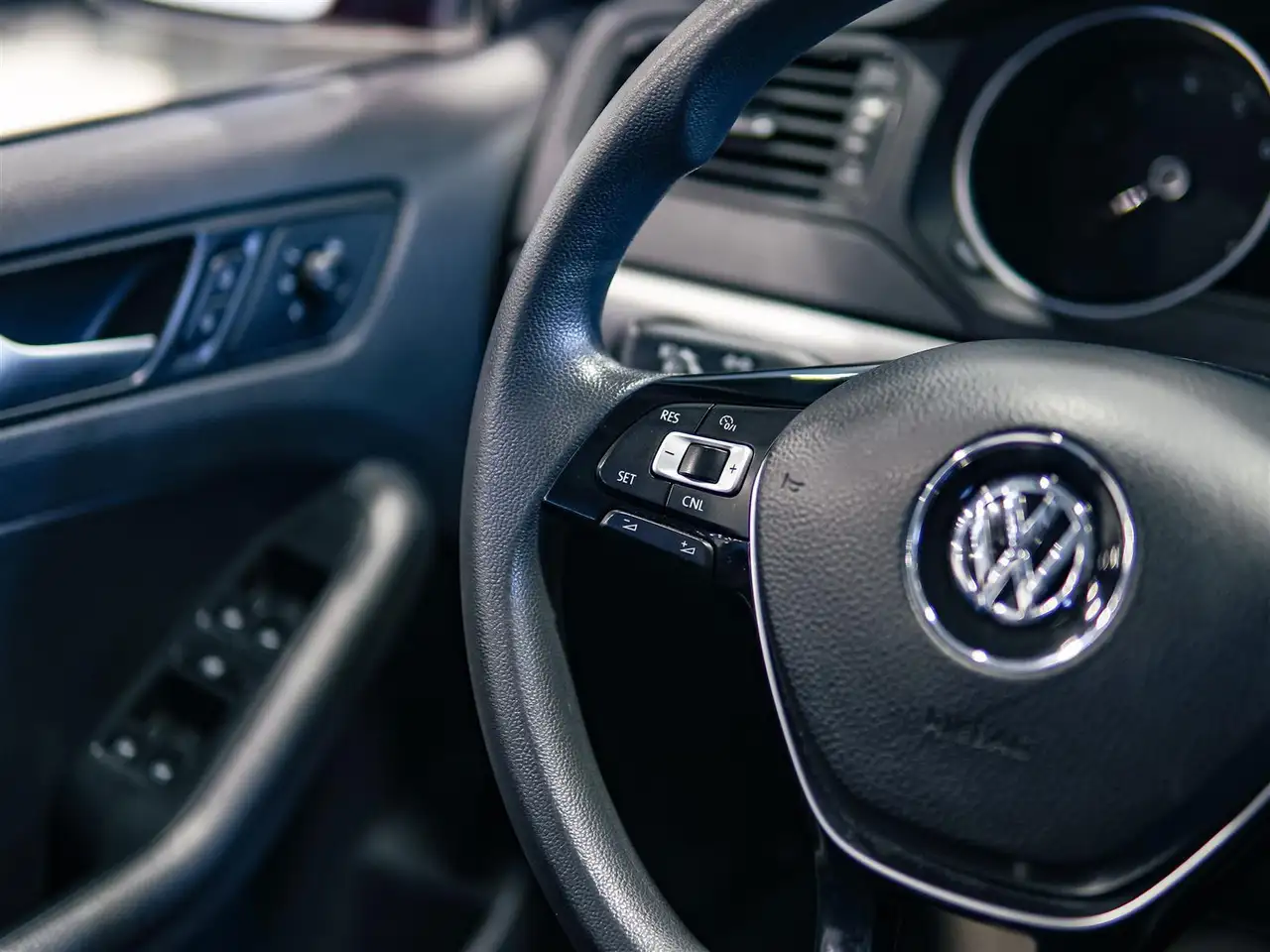 Volkswagen Jetta снимка Volkswagen Jetta