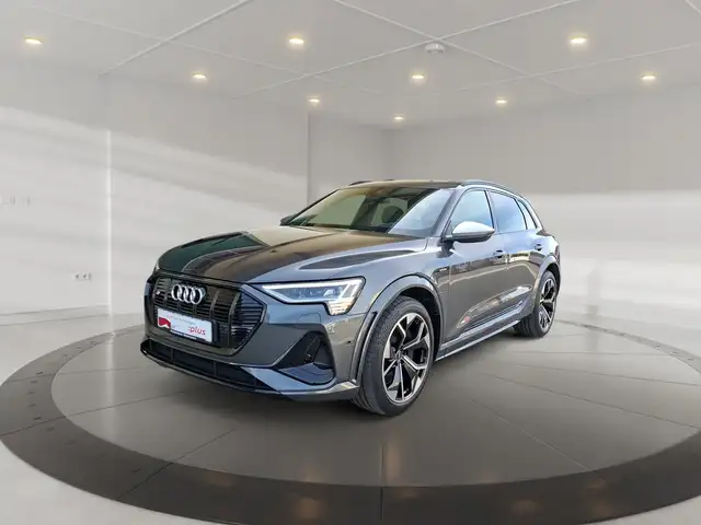 Audi e-tron S quattro Matrix HUD RFK 21´´ 4xSHZ