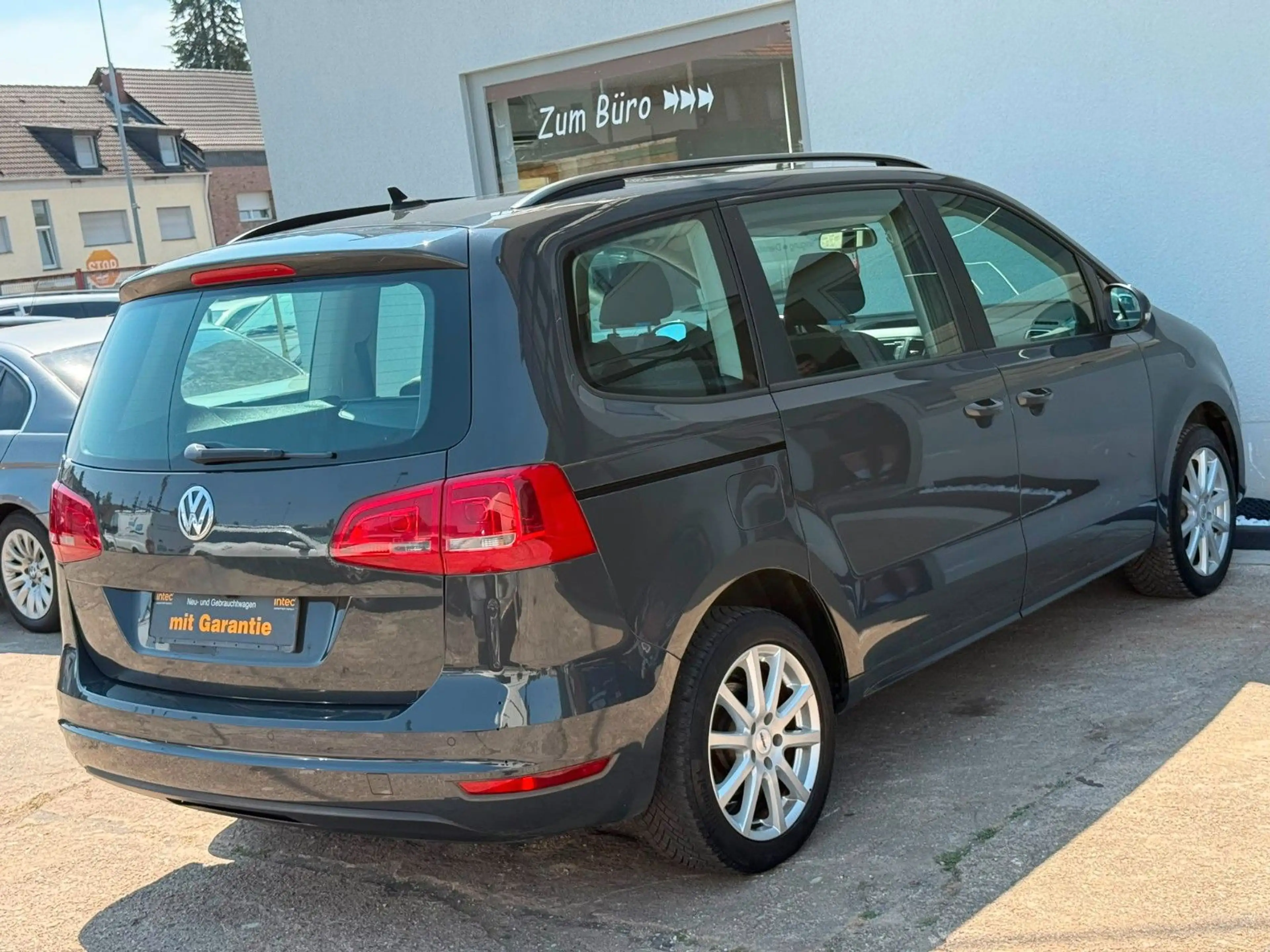 Volkswagen Sharan Trendline BMT*GARANTIE*TÜV-NEU*NAVI*KLIMA — photo 7