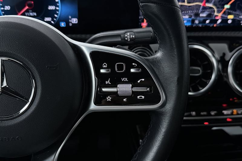Mercedes-Benz CLA 180 Business Line (STOELVERWARMING, NAVIGATIE, CAMERA, — photo 22