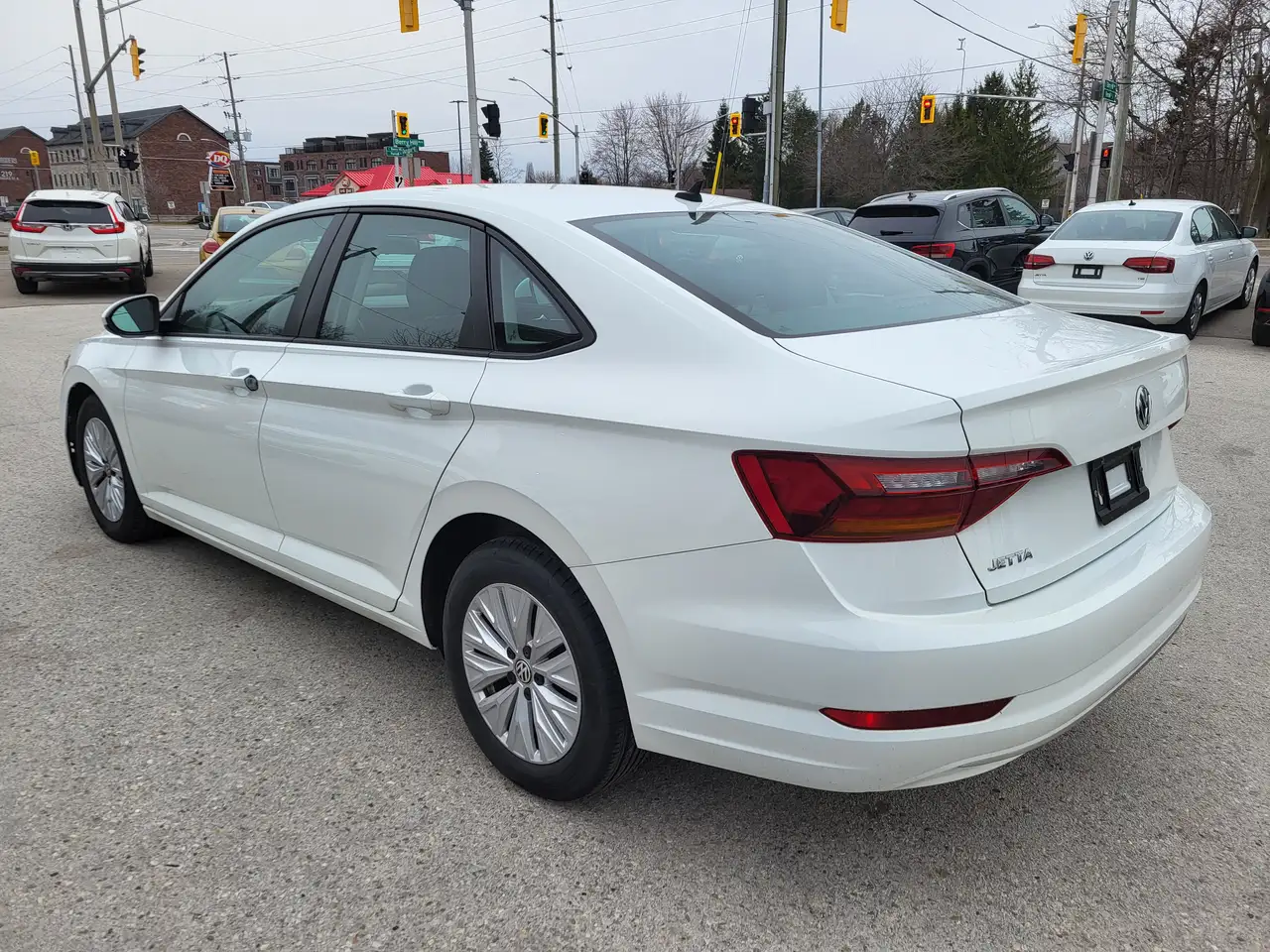 Volkswagen Jetta снимка Volkswagen Jetta