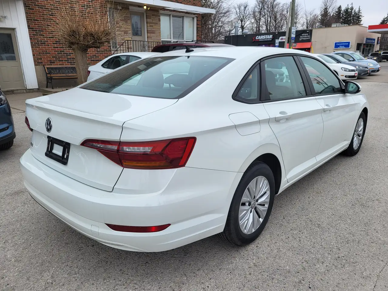 Volkswagen Jetta снимка Volkswagen Jetta