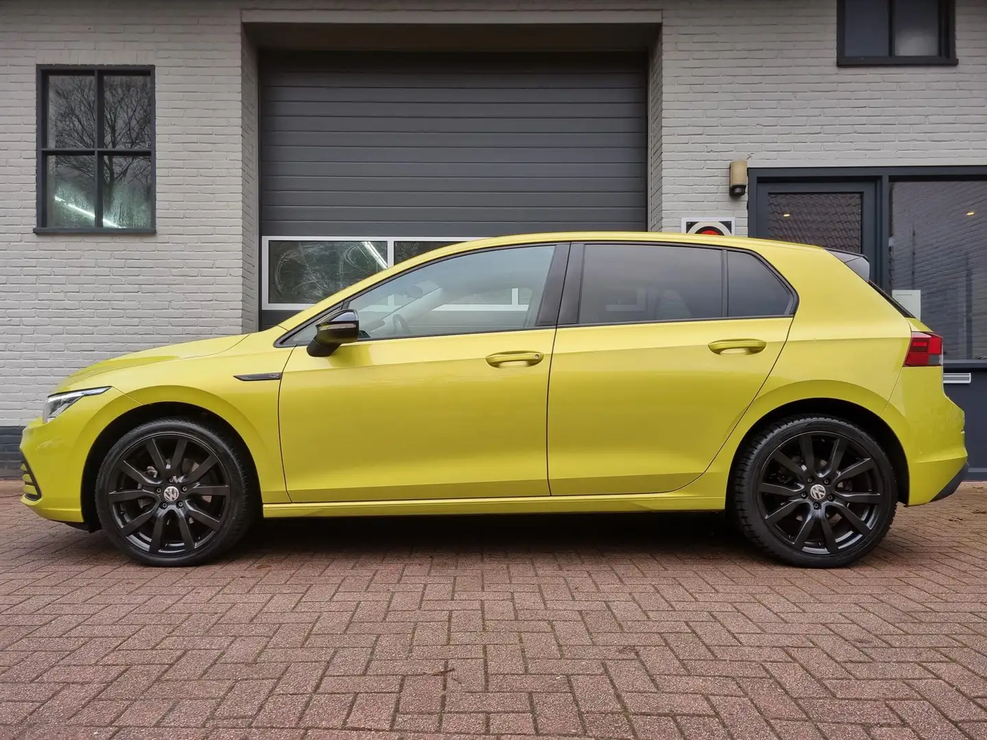 Volkswagen Golf 1.5 TSI Style Limon yellow metallic Geel - 2