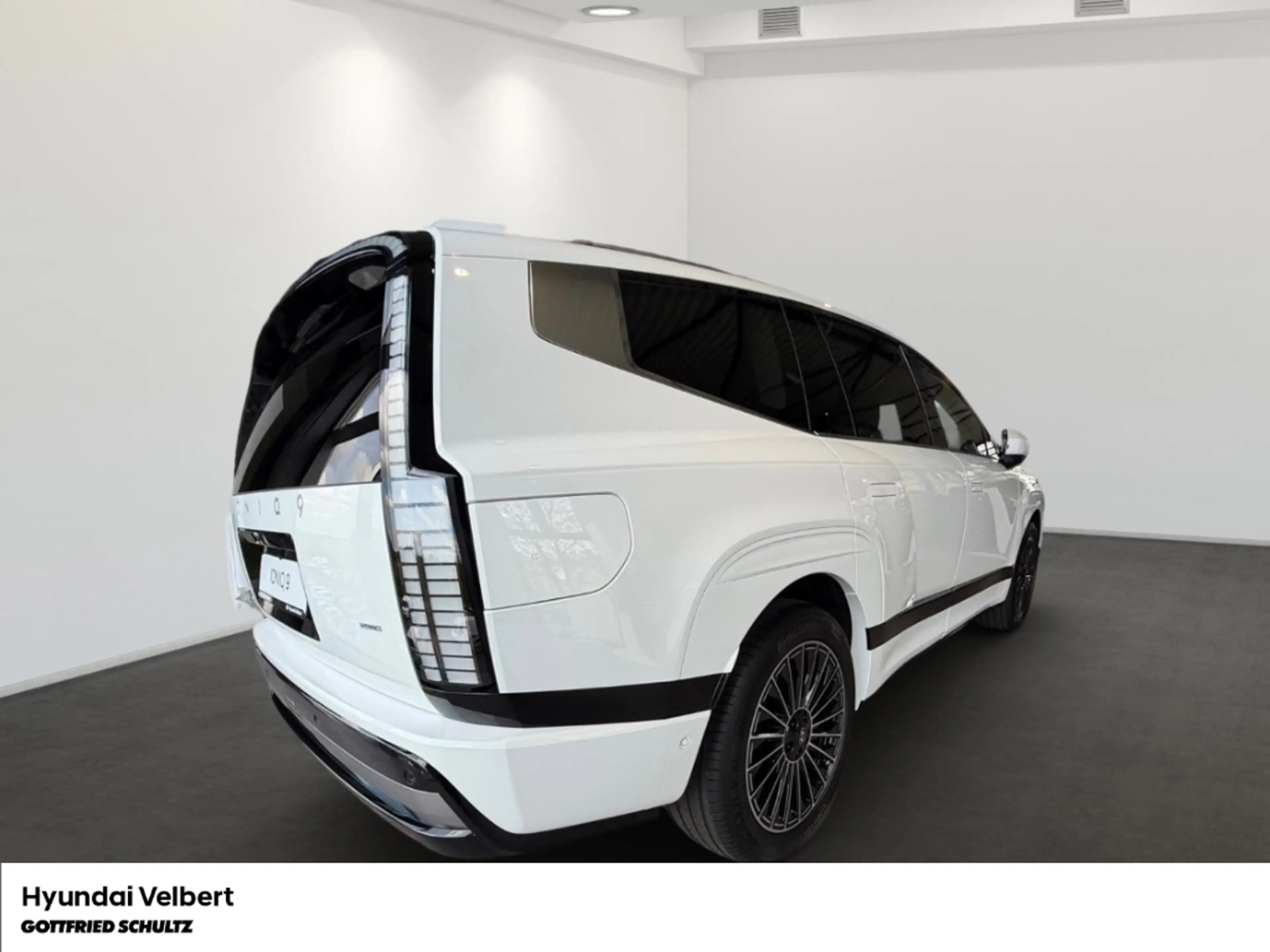 Hyundai IONIQ 9 UNIQ Allrad 7-Sitzer 110 kWh 307 PS 0 25% Versteue — photo 4