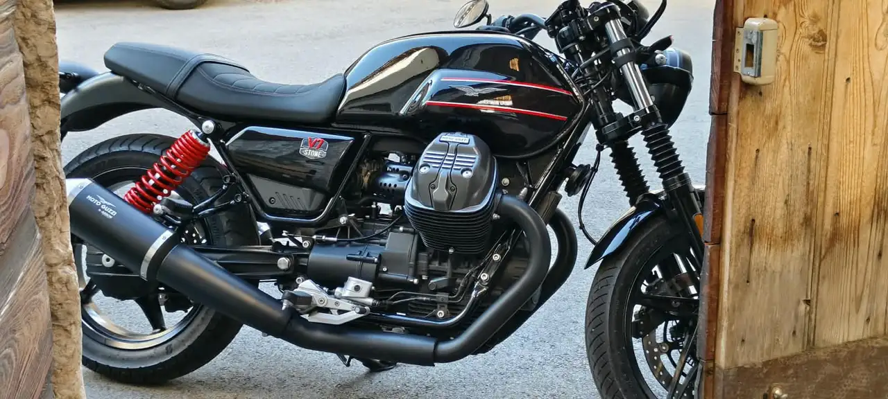 Moto Guzzi V 7