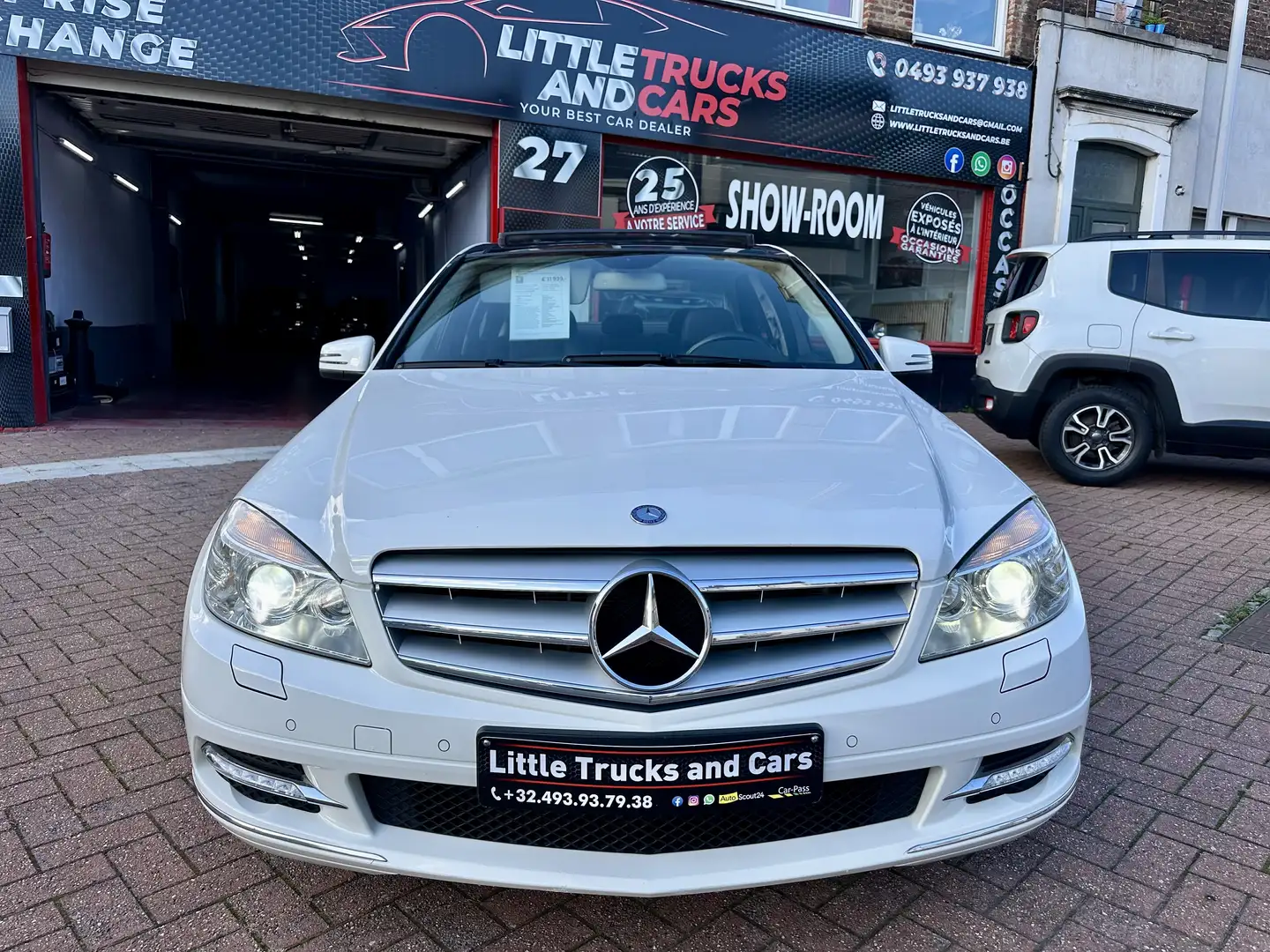 Mercedes-Benz C 180 C 180/AVANTGARDE/FULL/ CUIR TOIT PANO XENON GPS Blanc - 2