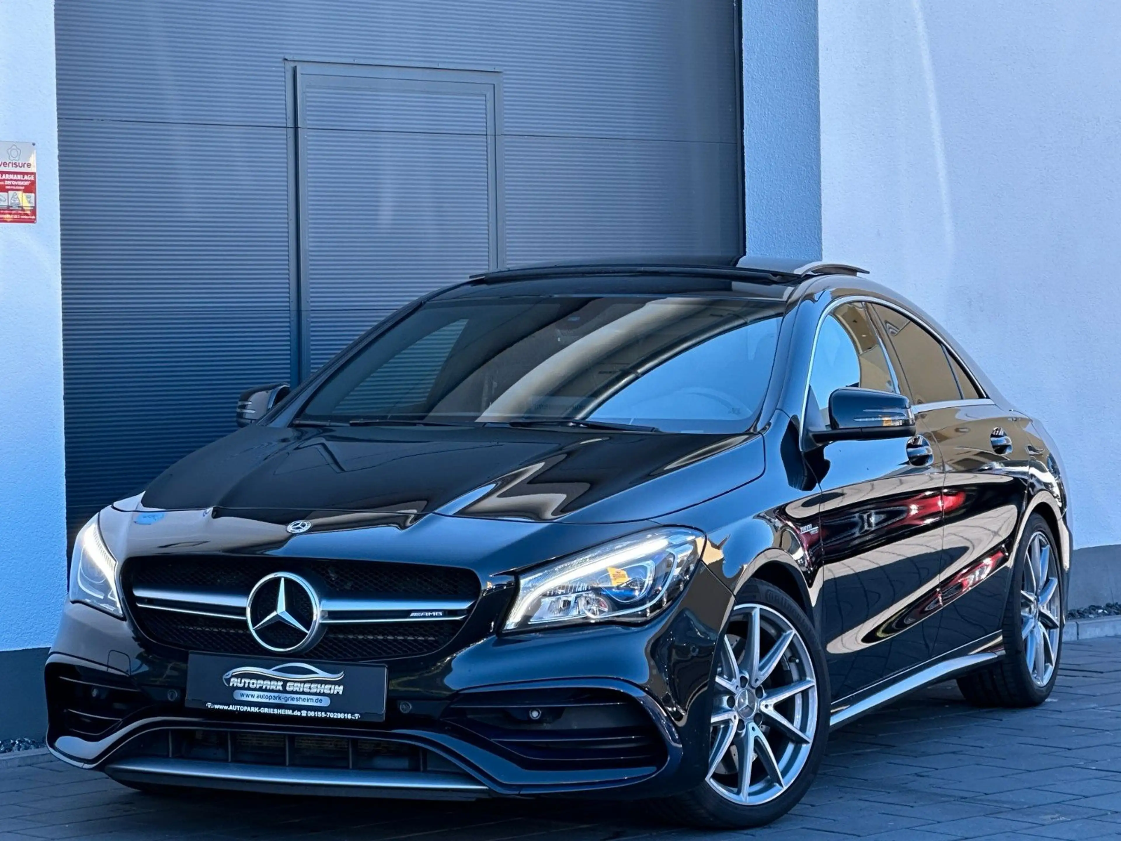 Mercedes-Benz CLA 45 AMG 4Matic*PANO*TEMPOMAT*SHZ*NAVI*KAMERA*