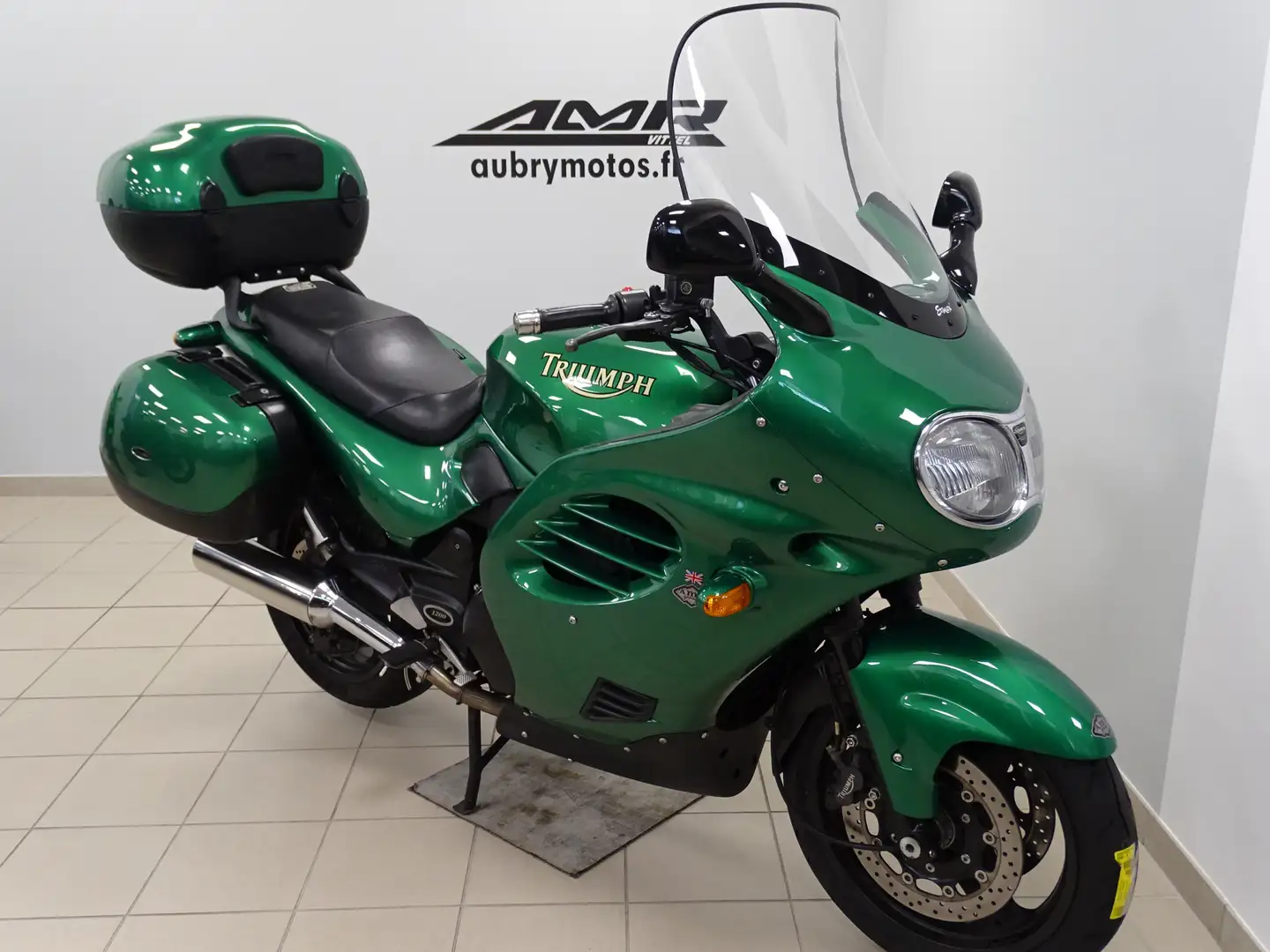 Triumph Trophy Зелений - 1