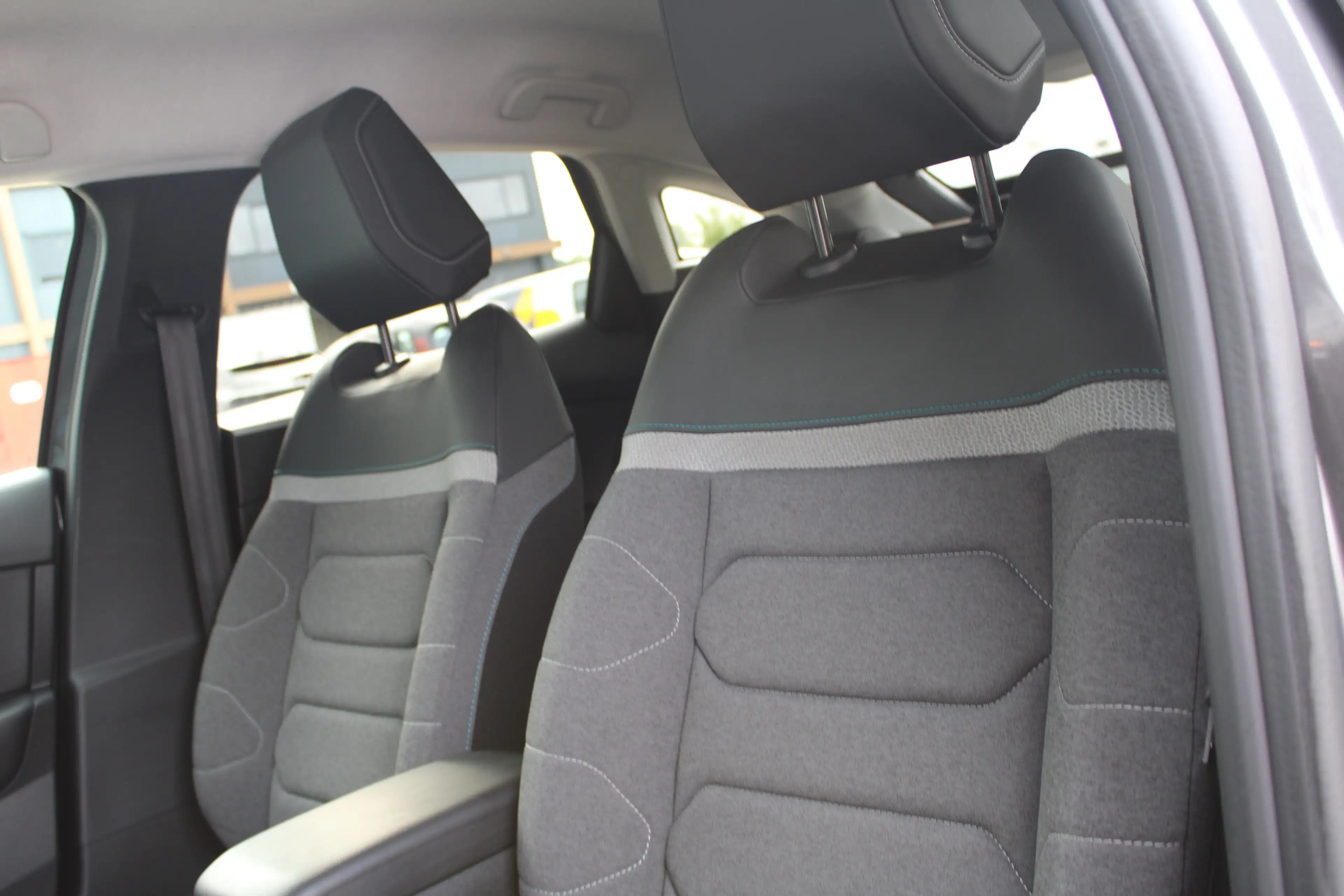 Citroen E-C4 Electric Feel Pack 50 kWh — photo 13