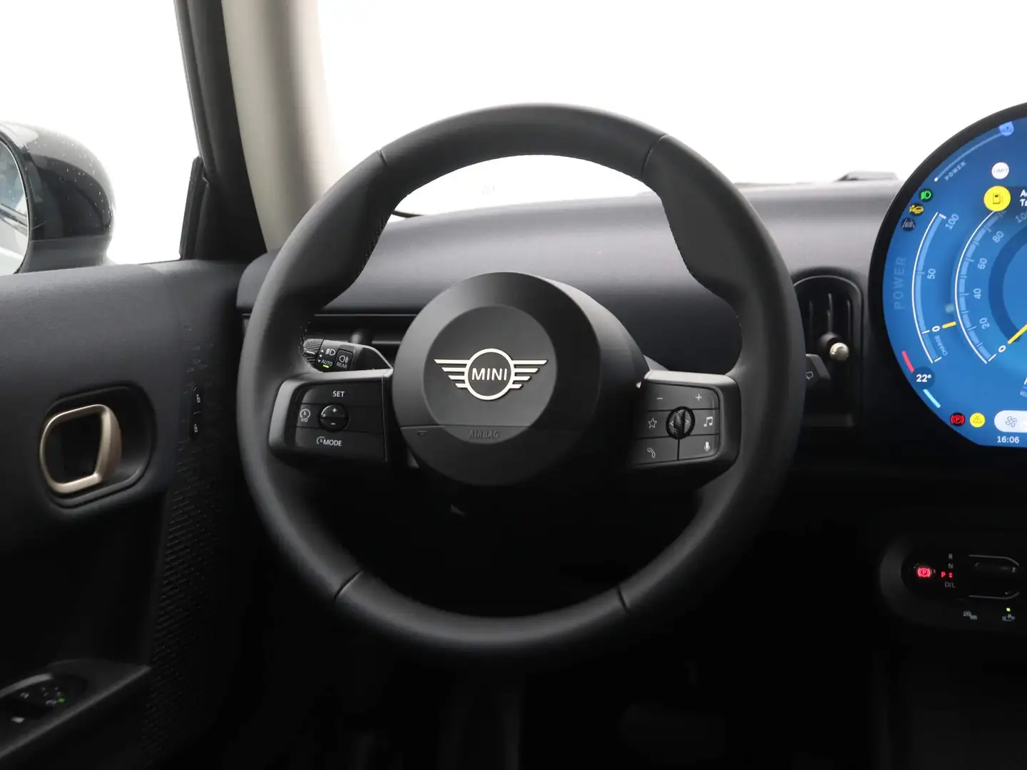 MINI Cooper C Essential Grau - 2