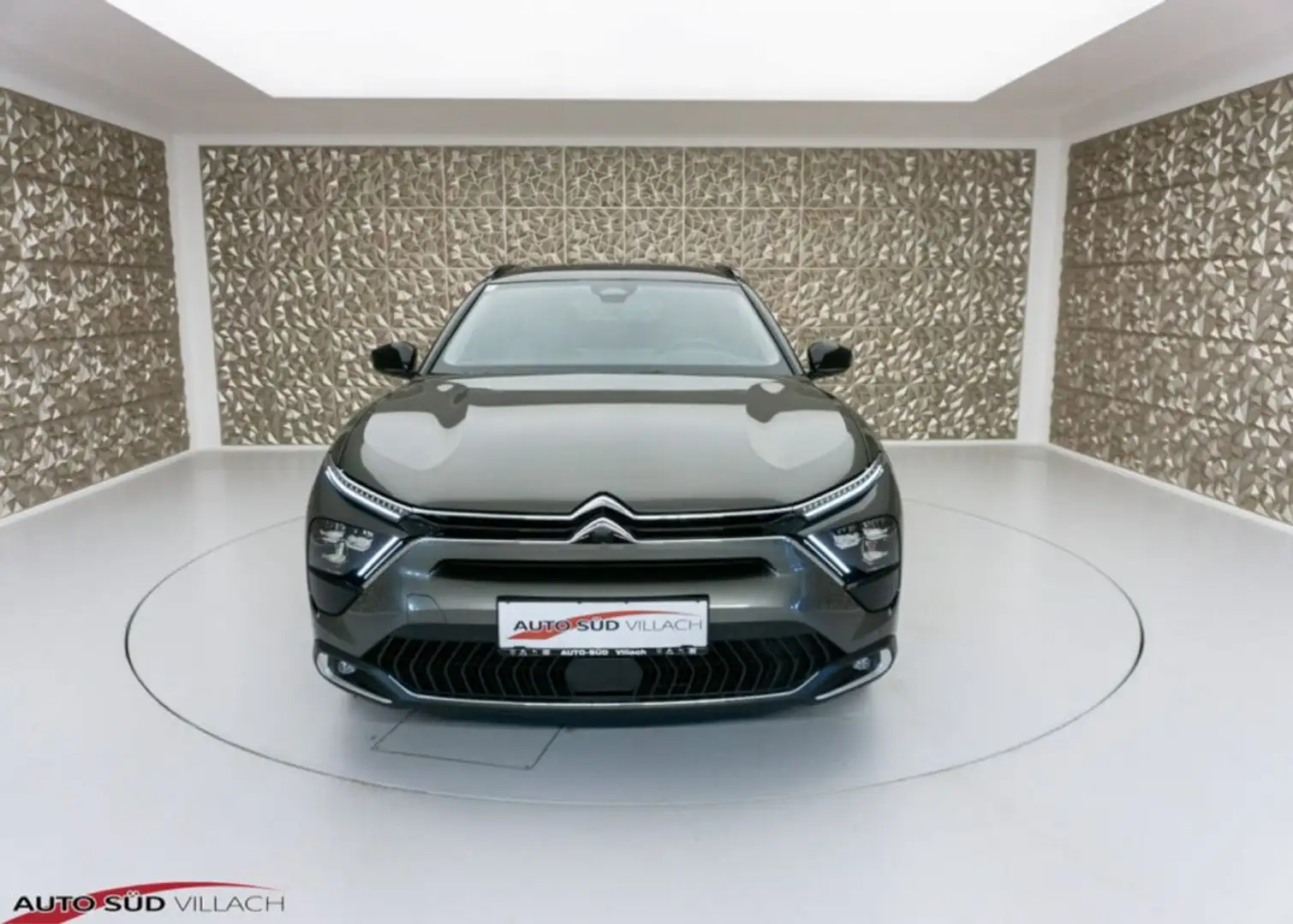 Citroen C5 X Hybrid 225 ë-EAT8 SHINE EDITION - 802239 Grün - 2